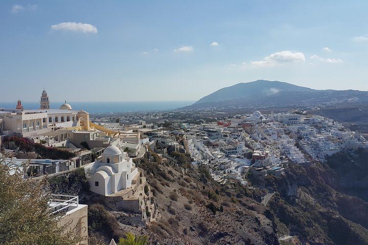 Leaving Fira