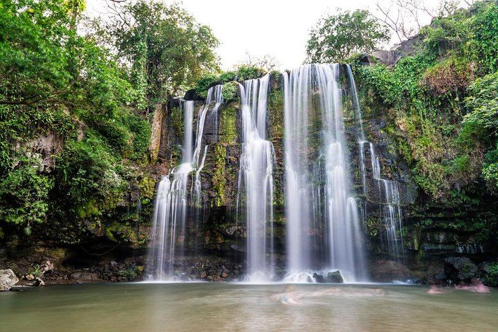 Llanos del cortez waterfalls