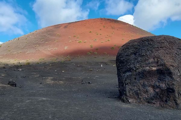 Lanzarote by E-Bike: La Geria, Timanfaya and the Sunset