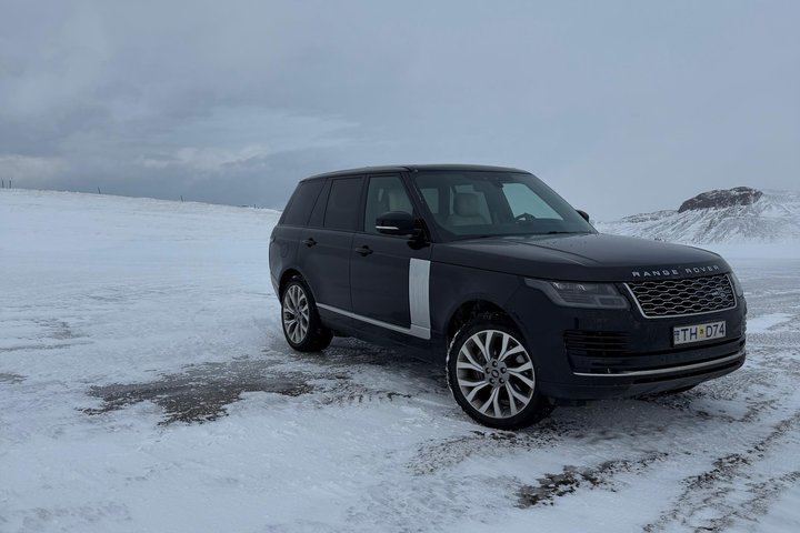Luxury Private Golden Circle Tour in 4X4 Range Rover
