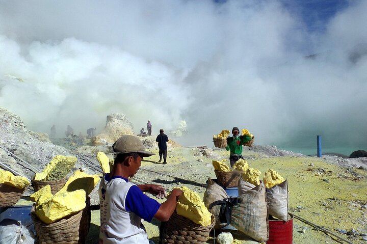 Mainers of sulfur