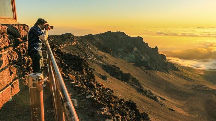 Maui: Majestic Haleakala Sunrise Tour with Pick-up