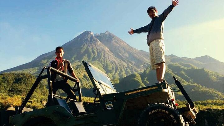 Merapi Volcano Sightseeing Jeep Tour with Pickup