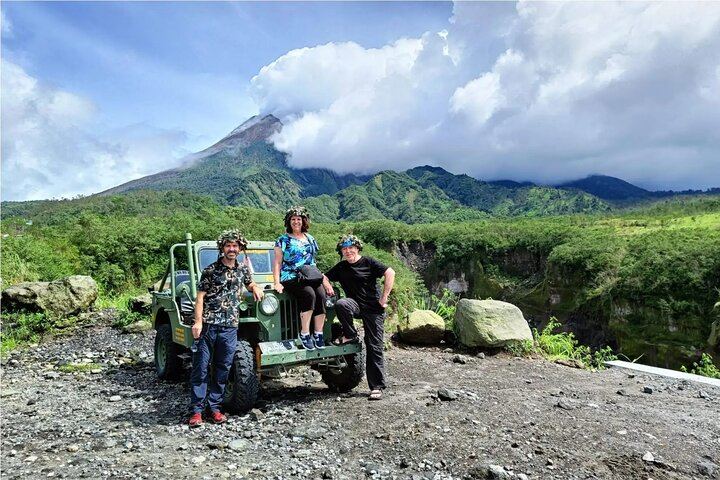 Merapi Volcano Sightseeing Jeep Tour with Pickup