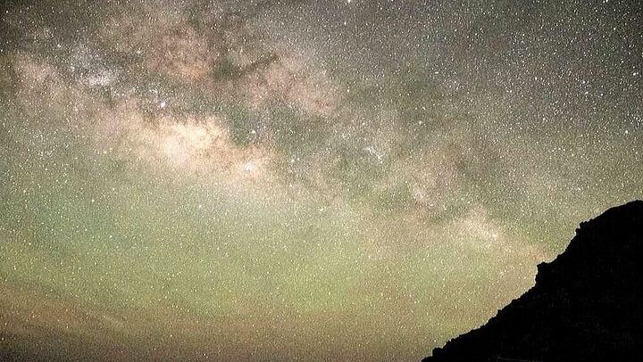 Milkyway and airglow