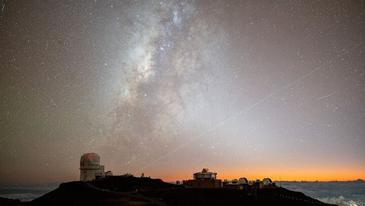 Milkyway over Haleakala
