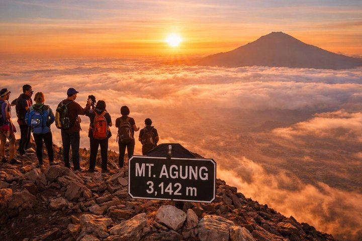 Mount Agung Sunrise Trekking Adventure with Breakfast