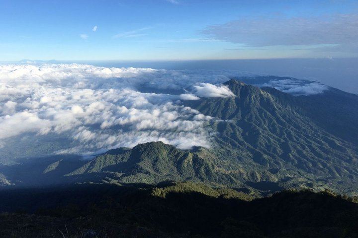 Mount Agung Sunrise Trekking Adventure with Local Guide