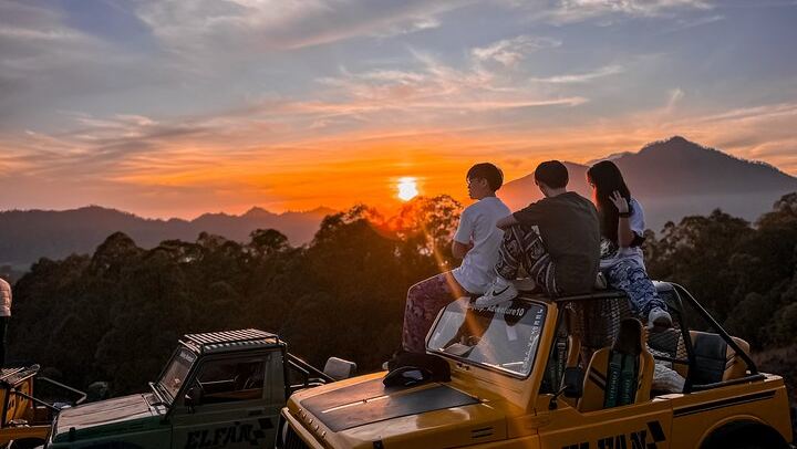 Mount Batur jeep Sunrise - Explore Black lava