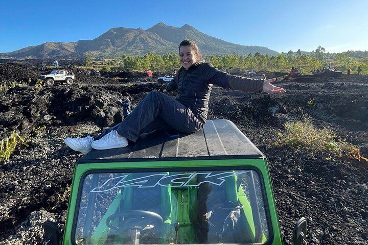 Mount Batur Jeep Tour: Sunrise, Black Lava,Black Sand &Hot Spring