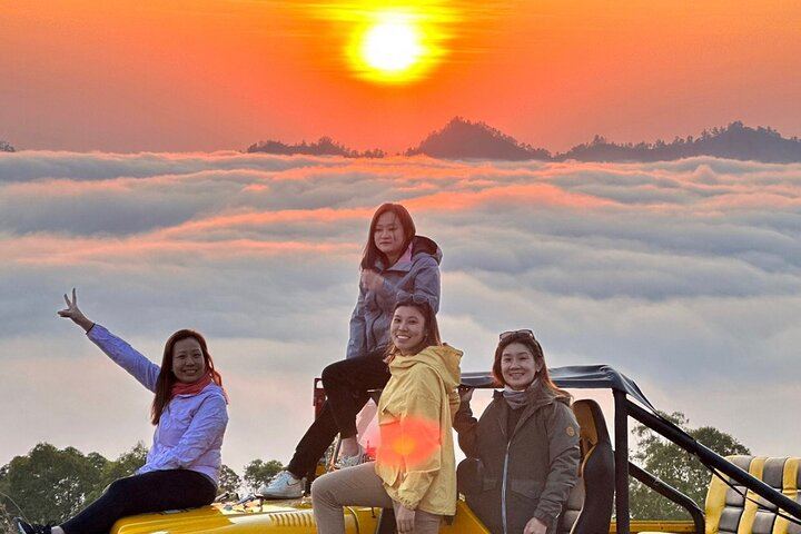 Mount Batur Sunrise Jeep Tour with Natural Hot Spring