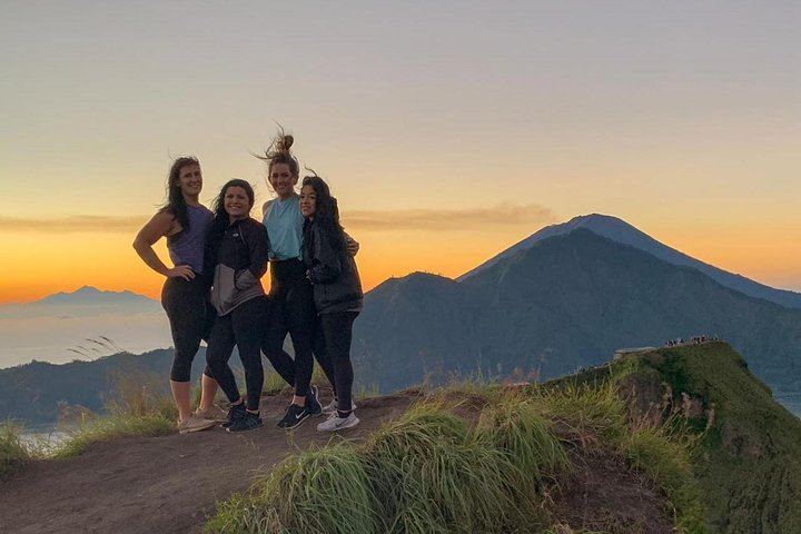Mount Batur Sunrise Trekking Private Tour with Breakfast and Hotel Transfer