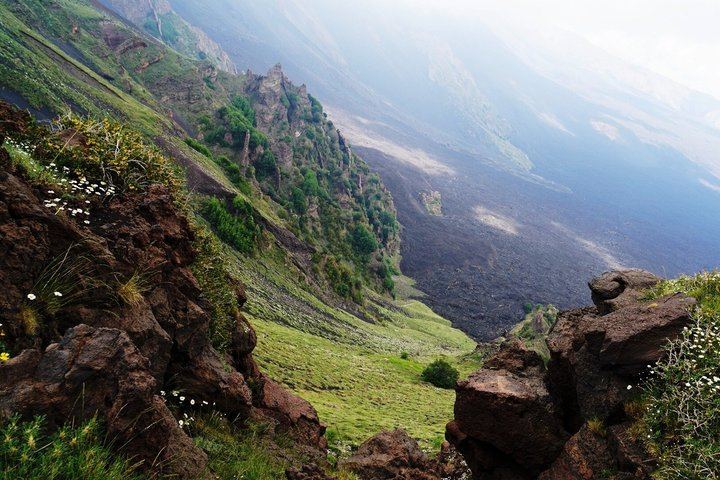 Mount Etna Adventurous Hiking Tour with Equipment