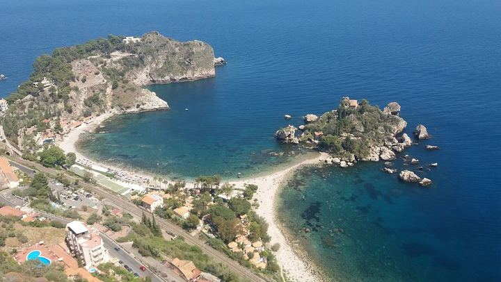 Mount Etna and Taormina day tour