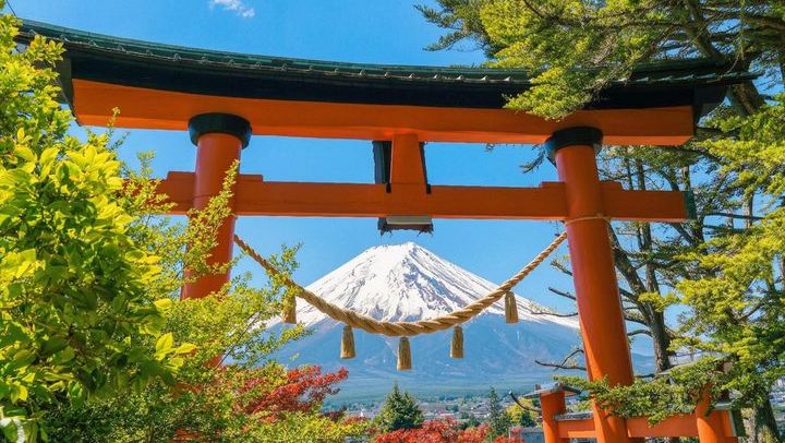 From Tokyo: Mount Fuji Sightseeing One Day Trip