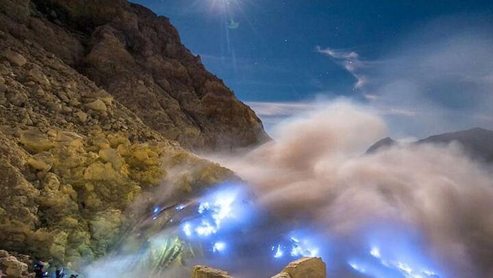 Mount Ijen Crater Tour From Ubud Bali