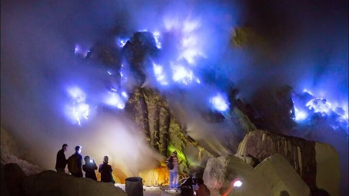 Mount Ijen Crater Tour From Ubud Bali