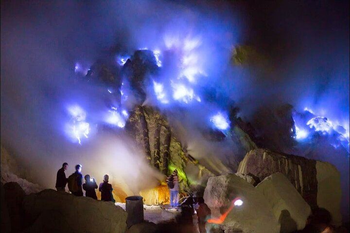 Mount Ijen Crater Tour From Ubud Bali