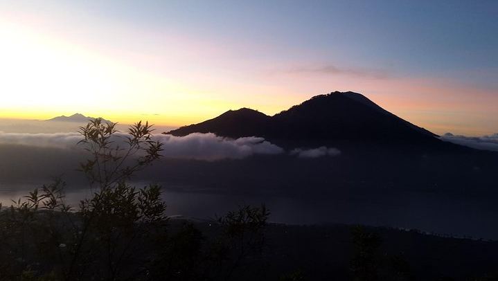 Mt Batur Sunrise, Breakfast & Natural Hot Springs