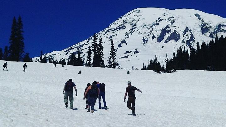 Mt Rainier Private Tour Experience in SUV