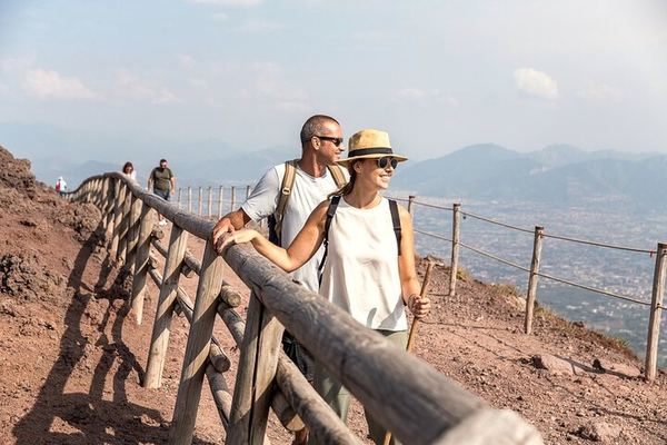 Pompeii with a Guide for 2h30, Then the Last 200 m up Vesuvius