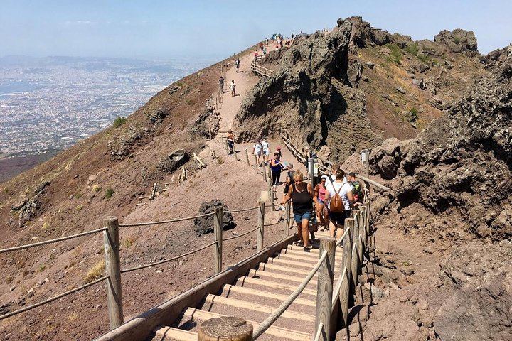 Mt. Vesuvius - hiking