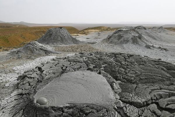 300 of the World's 700 Mud Volcanoes, an Ezraider Ride and Yanardag's Café