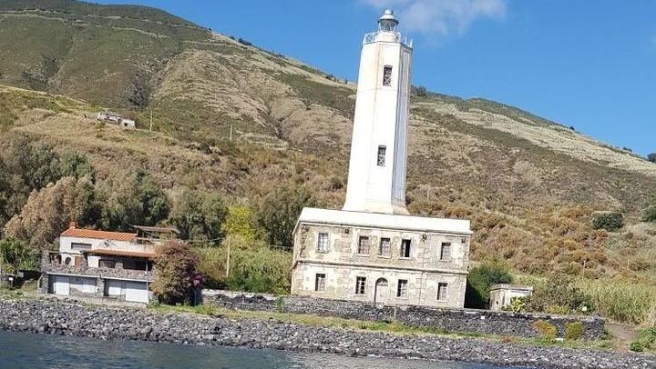 Mulberry Lighthouse