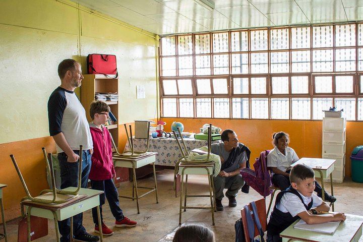 On Weekdays we can visit the "one-on teacher" school at Turrialba