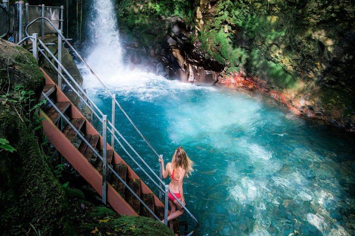 Oropendola Waterfall