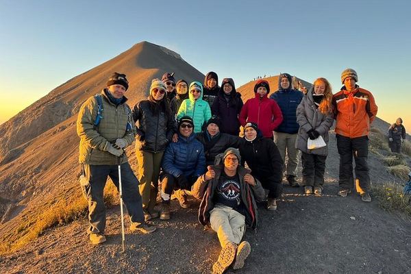 Acatenango Overnight with Brothers Expeditions: Camping on the Slope