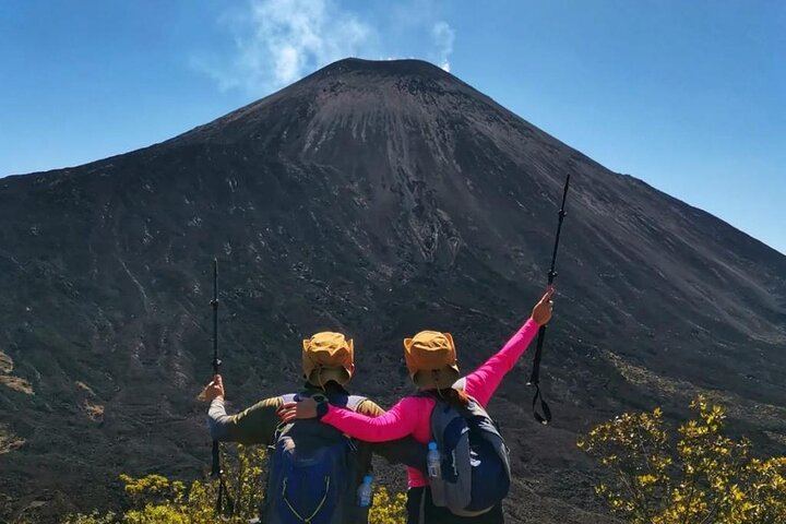 Pacaya Volcano Day Trip from Guatemala City