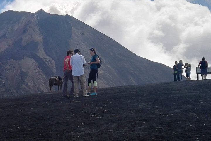 ¡Pacaya Volcano Tour from Antigua!