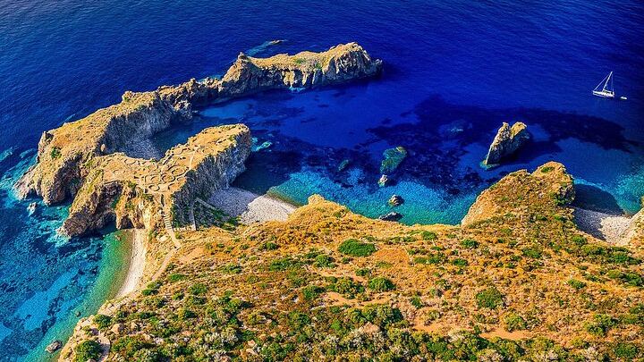 Panarea - Prehistoric village