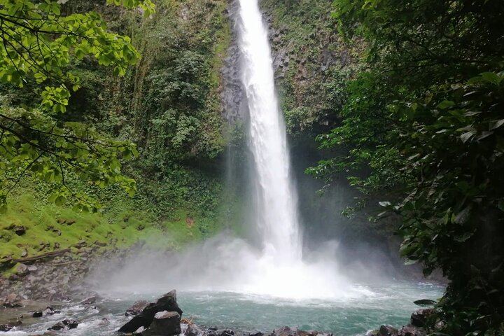 Poas Volcano + Coffee tour + Waterfall tour day from San Jose
