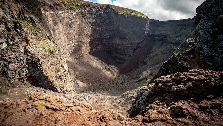 Pompeii and Vesuvius Full Guided Tour From Naples with Pizza