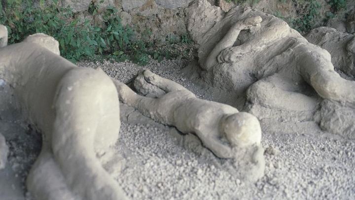 Pompeii from Rome with Optional Mt. Vesuvius & Pizza Lunch