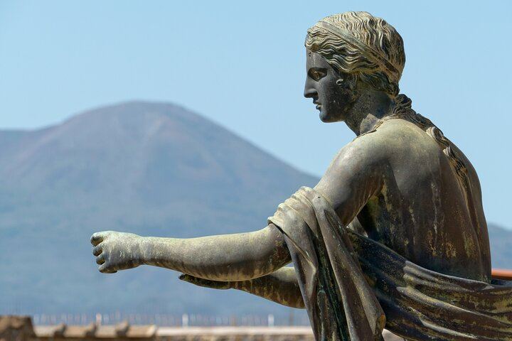 Pompeii from Rome with Optional Mt. Vesuvius & Pizza Lunch