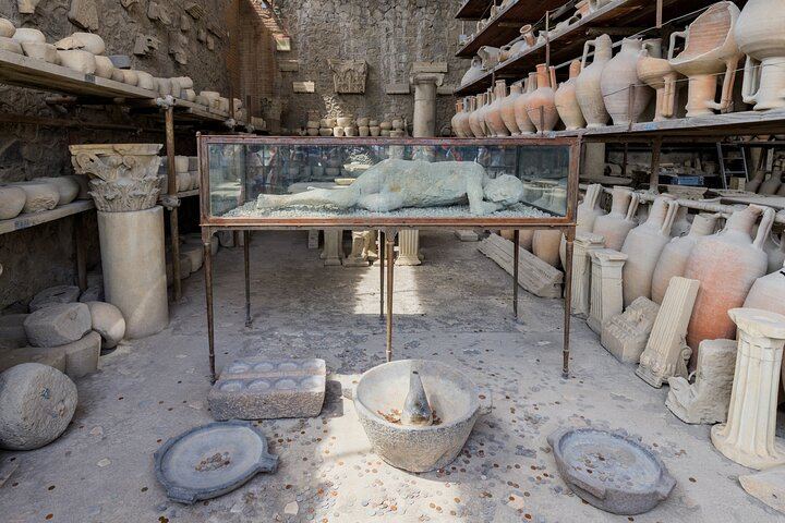 Pompeii from Rome with Optional Mt. Vesuvius & Pizza Lunch