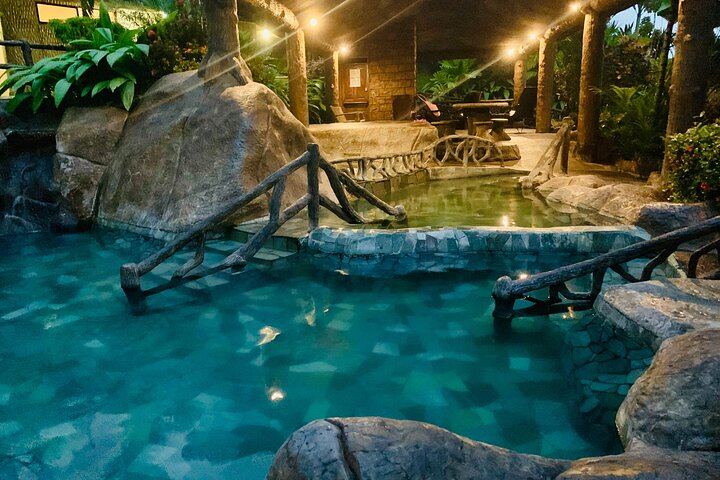 Premium Adventure from San Jose Arenal Volcano Waterfall and Thermal