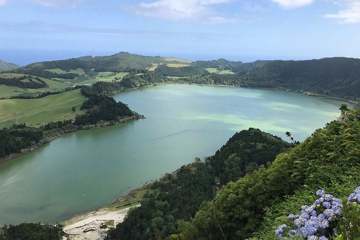 Private Full-Day 4x4 Tour to Furnas Volcano