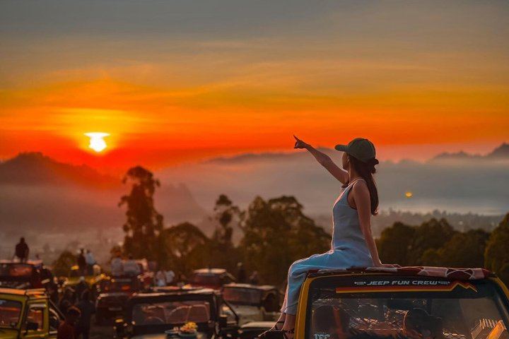 Private Mt. Batur Sunrise Jeep & Black Lava Adventure & Breakfast