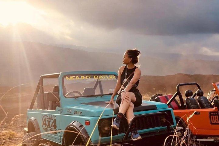 Private Mt. Batur Sunrise Jeep & Black Lava Adventure & Breakfast