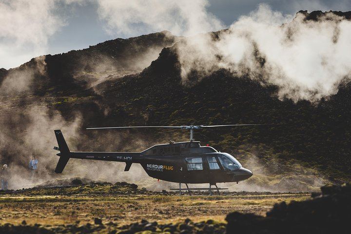 Private Reykjavik Helicopter Flight: Reykjanes Peninsula and Volcanic Landscapes
