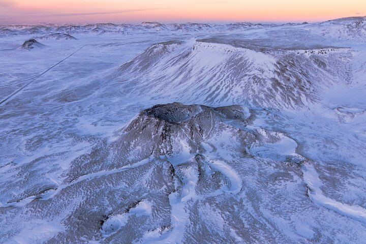 Private Reykjavik Helicopter Flight: Reykjanes Peninsula and Volcanic Landscapes