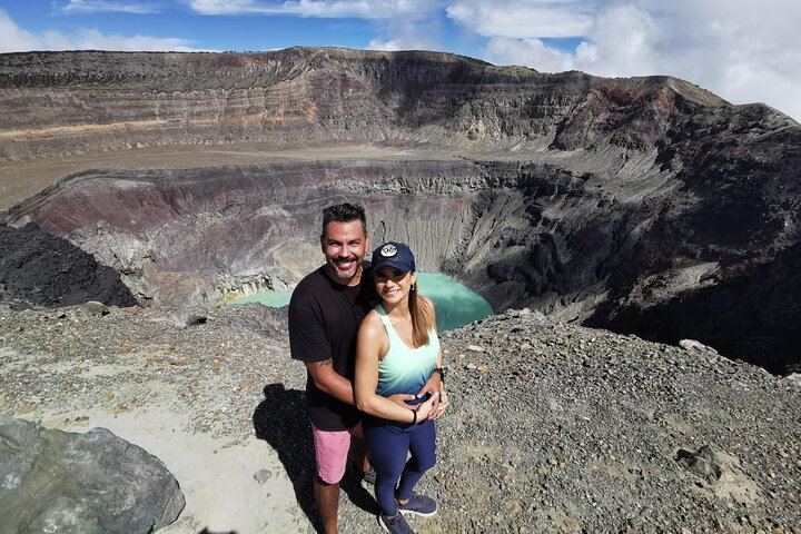 Private Santa Ana Volcano Hiking Tour + Coatepeque Lake