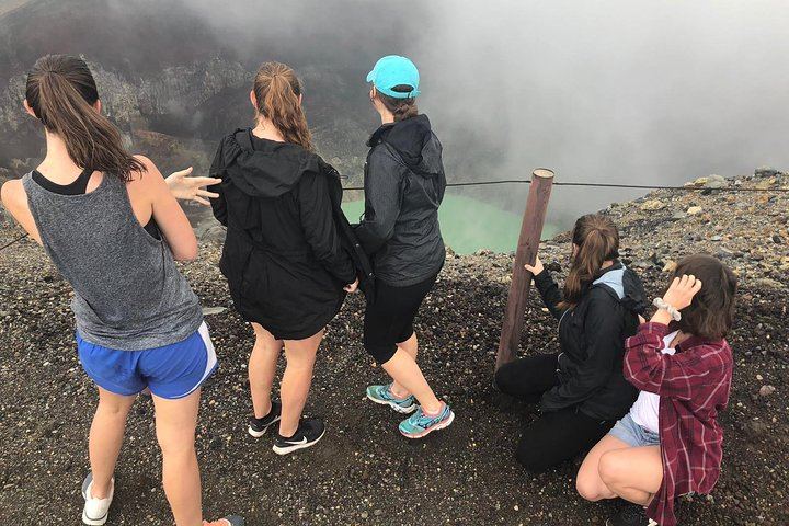 Private Santa Ana Volcano Hiking Tour + Coatepeque Lake