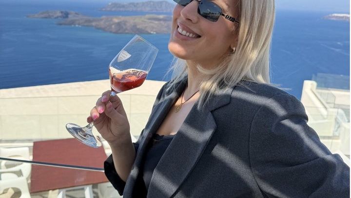 Private Santorini Wine Tour: 3 Wineries & Stunning Caldera Sunset