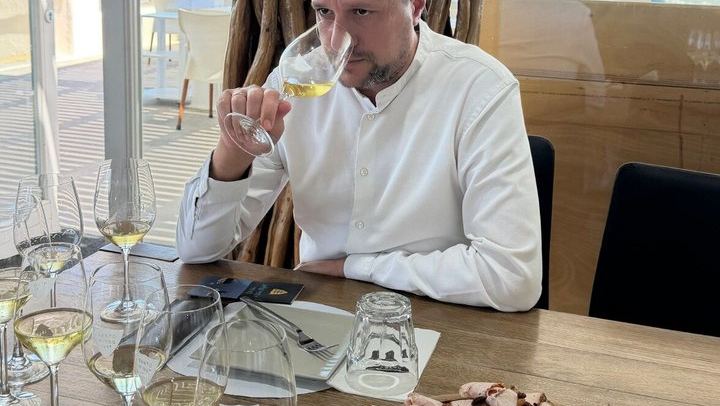 Private Santorini Wine Tour: 3 Wineries & Stunning Caldera Sunset