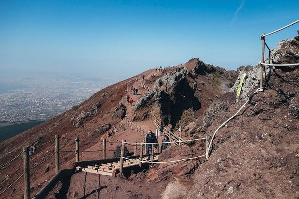 Pompeii, Herculaneum and Vesuvius Day Trip from Naples with Hotel or Cruise Pick-Up
